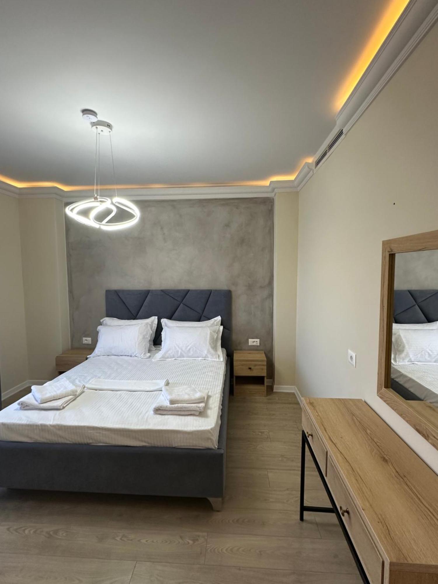 Hotel Demoli Pogradec Exterior foto